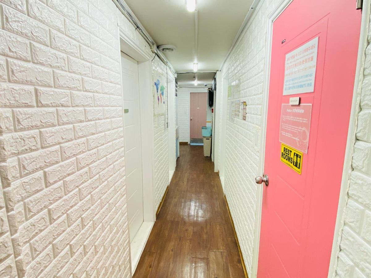 Aroha Guesthouse Seoul Station Exteriér fotografie